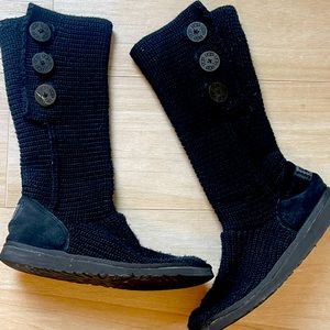 Black Ugg Classic Cardy Boots